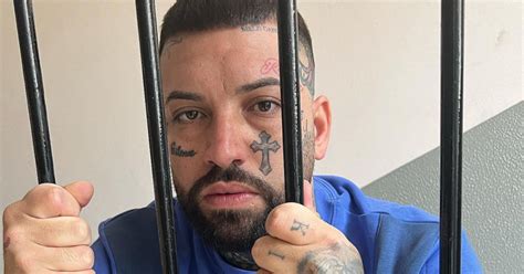 cosa vuol dire pistole nella fendi